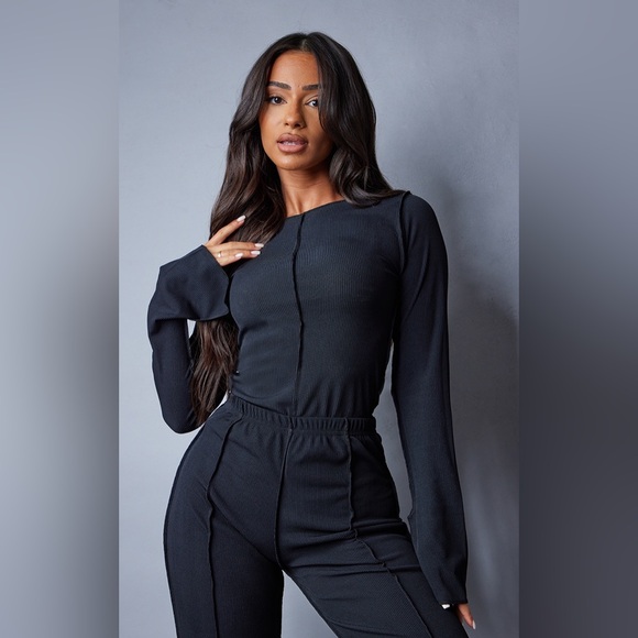 PrettyLittleThing Ribbed Seam Long Sleeve Top - Picture 6 of 7